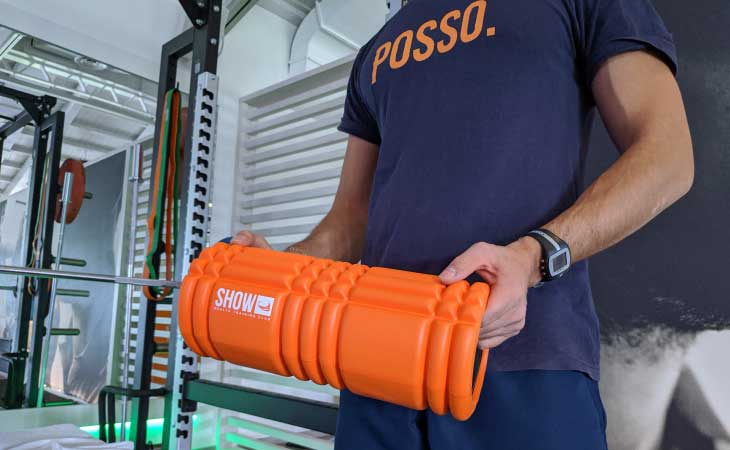 il foam roller è uno strumento ottimo per la postura